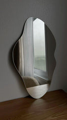 Amiba Irregular Mirror
